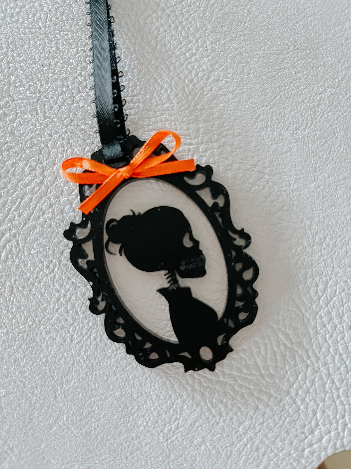 Halloween Ornaments for Tree – Vintage Style Halloween Ornament Set, Spooky Acrylic Halloween Décor