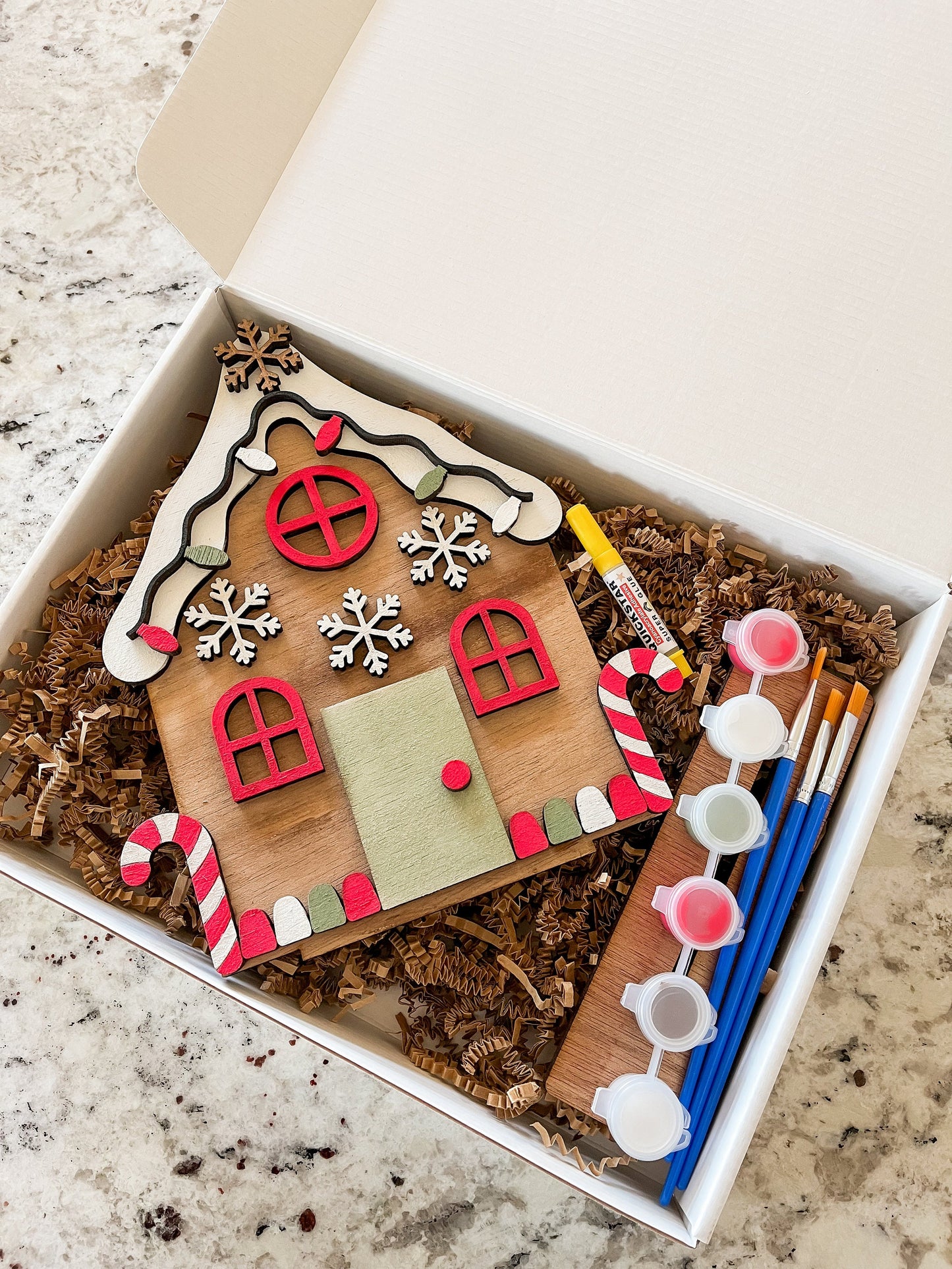 ❄️ Christmas DIY Gingerbread House Kit - Snowflakes – Paint & Build Holiday Craft Set for Kids & Adults