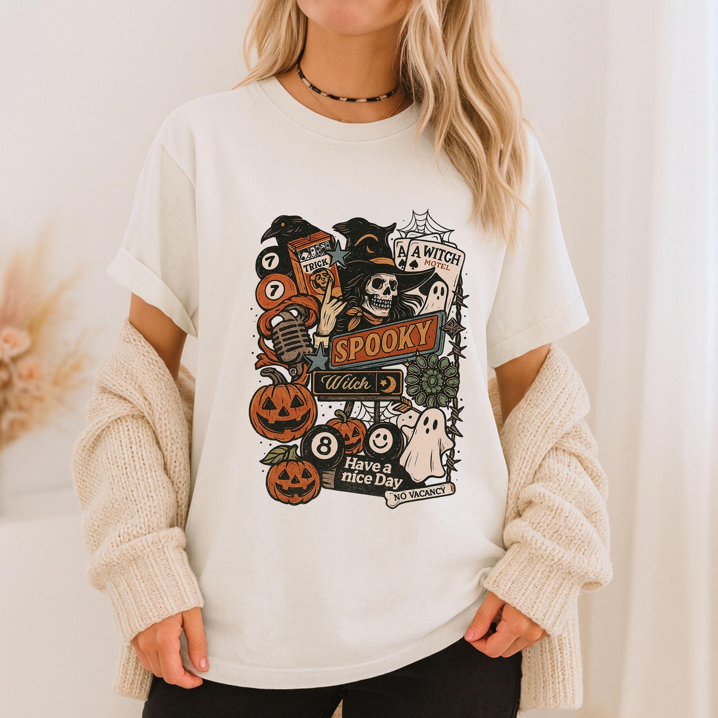 Vintage Halloween Witch Shirt – Oversized Retro Graphic Tee