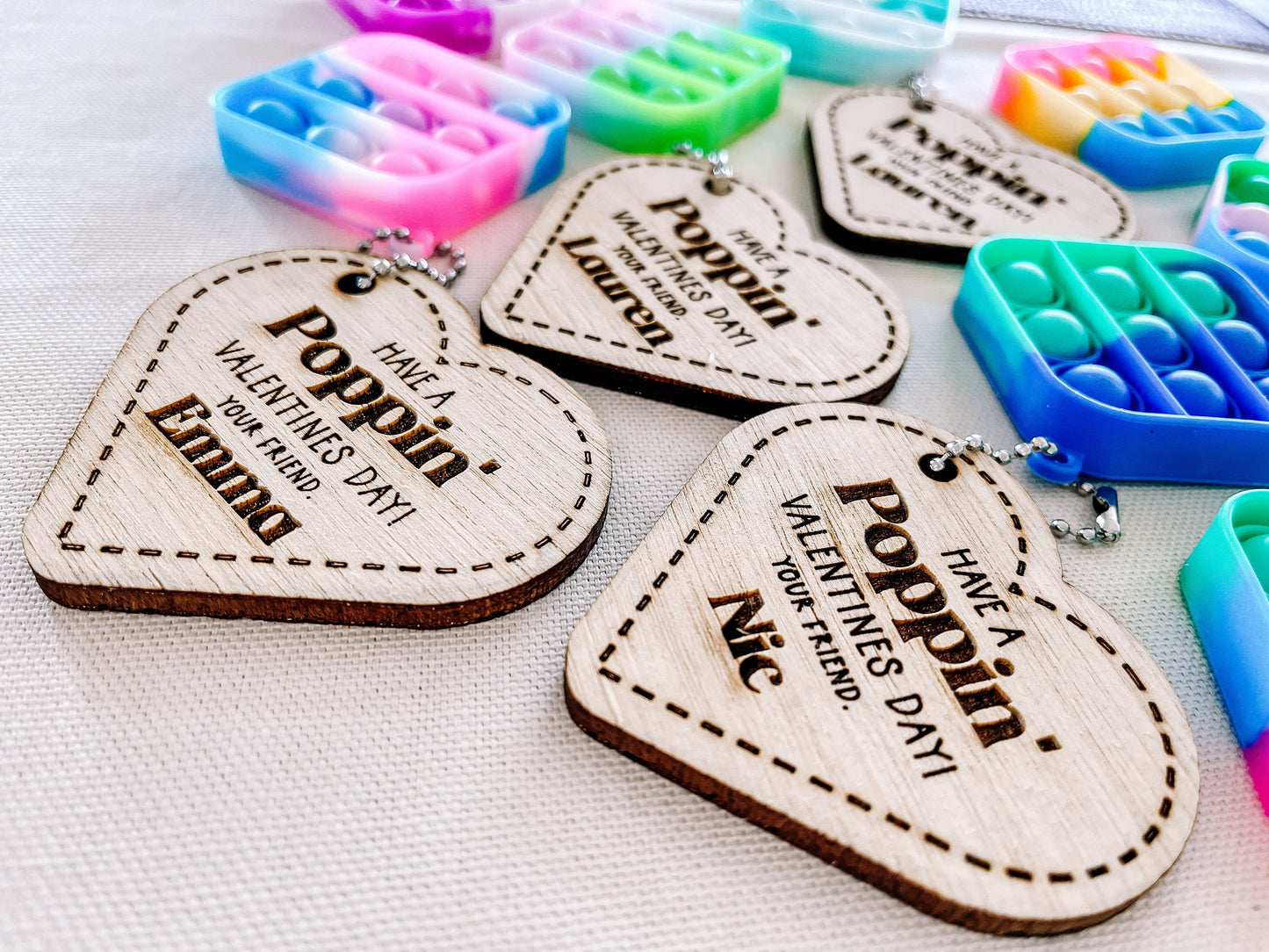 Personalized Valentine Pop Keychain – Custom Classroom Gift for Kids with Heart Card