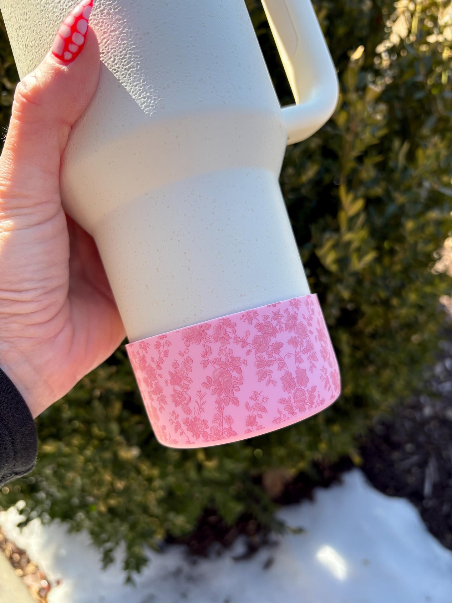 Pink Toile Floral Tumbler Boot | Flower silicone boot, fits 20 oz 30 oz 40 oz water bottle and tumblers
