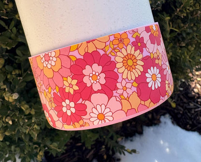 Pink Daisy Retro Floral Tumbler Boot | Flower tumbler boot fits 20 oz 30 oz 40 oz water bottle and tumblers