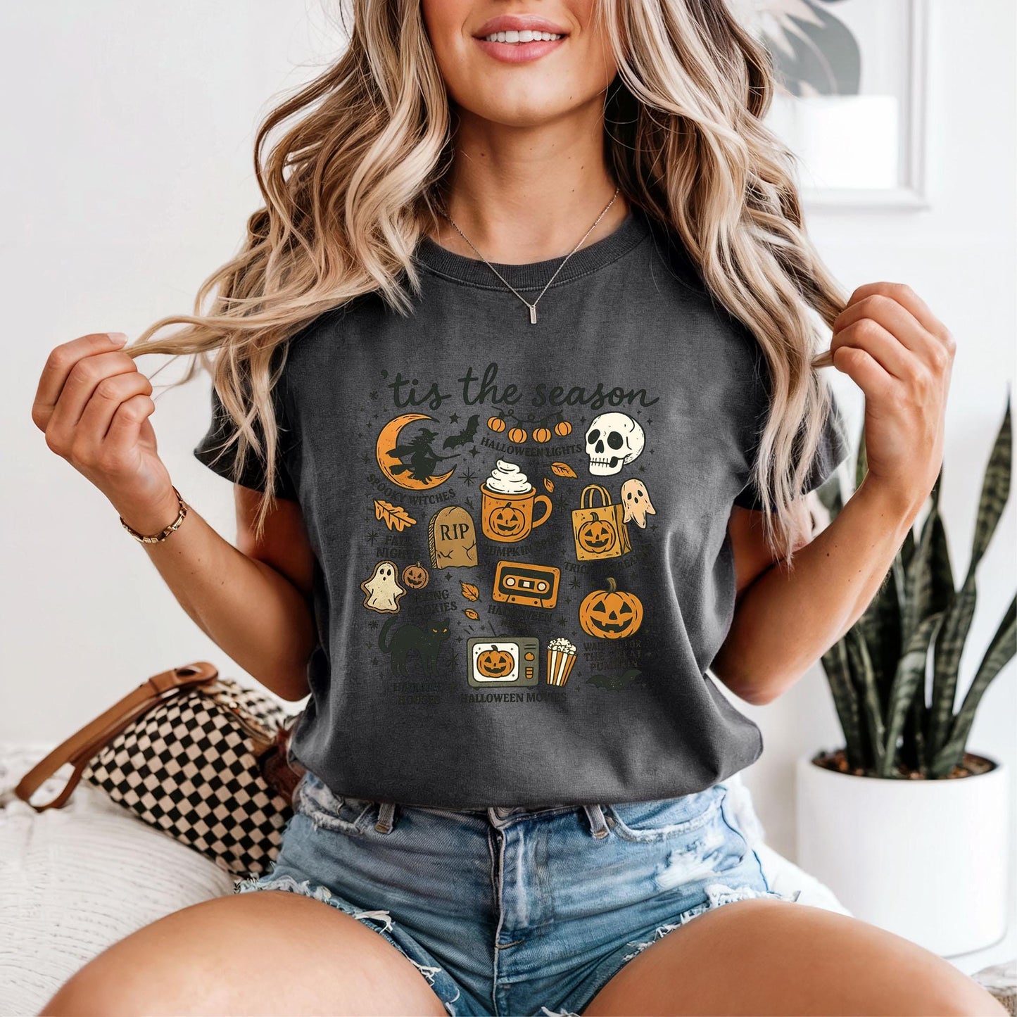 Tis the Season Halloween Graphic Tee - Retro Spooky Pumpkin Ghost Witch Shirt