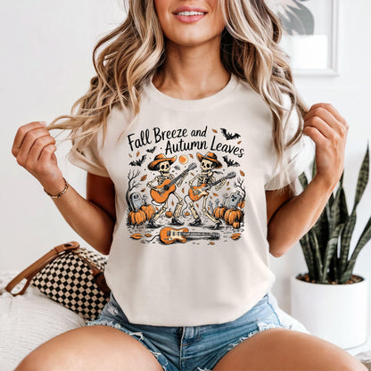 Oversized Vintage Halloween T-Shirt – Spooky Skeleton, Fall Breeze