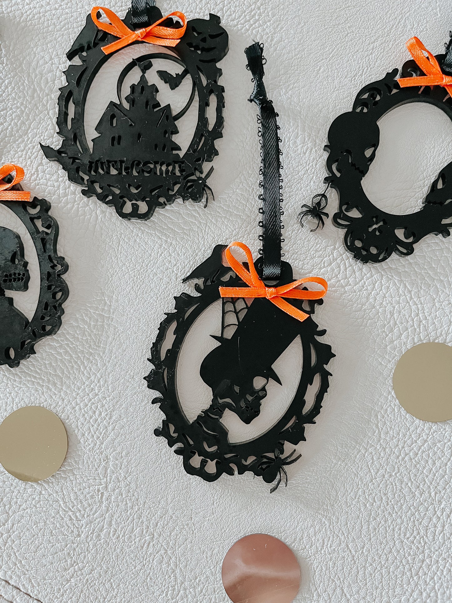 Halloween Ornaments for Tree – Vintage Style Halloween Ornament Set, Spooky Acrylic Halloween Décor