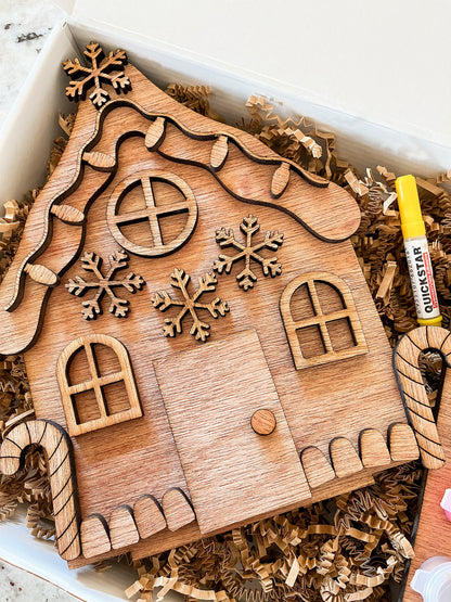 ❄️ Christmas DIY Gingerbread House Kit - Snowflakes – Paint & Build Holiday Craft Set for Kids & Adults