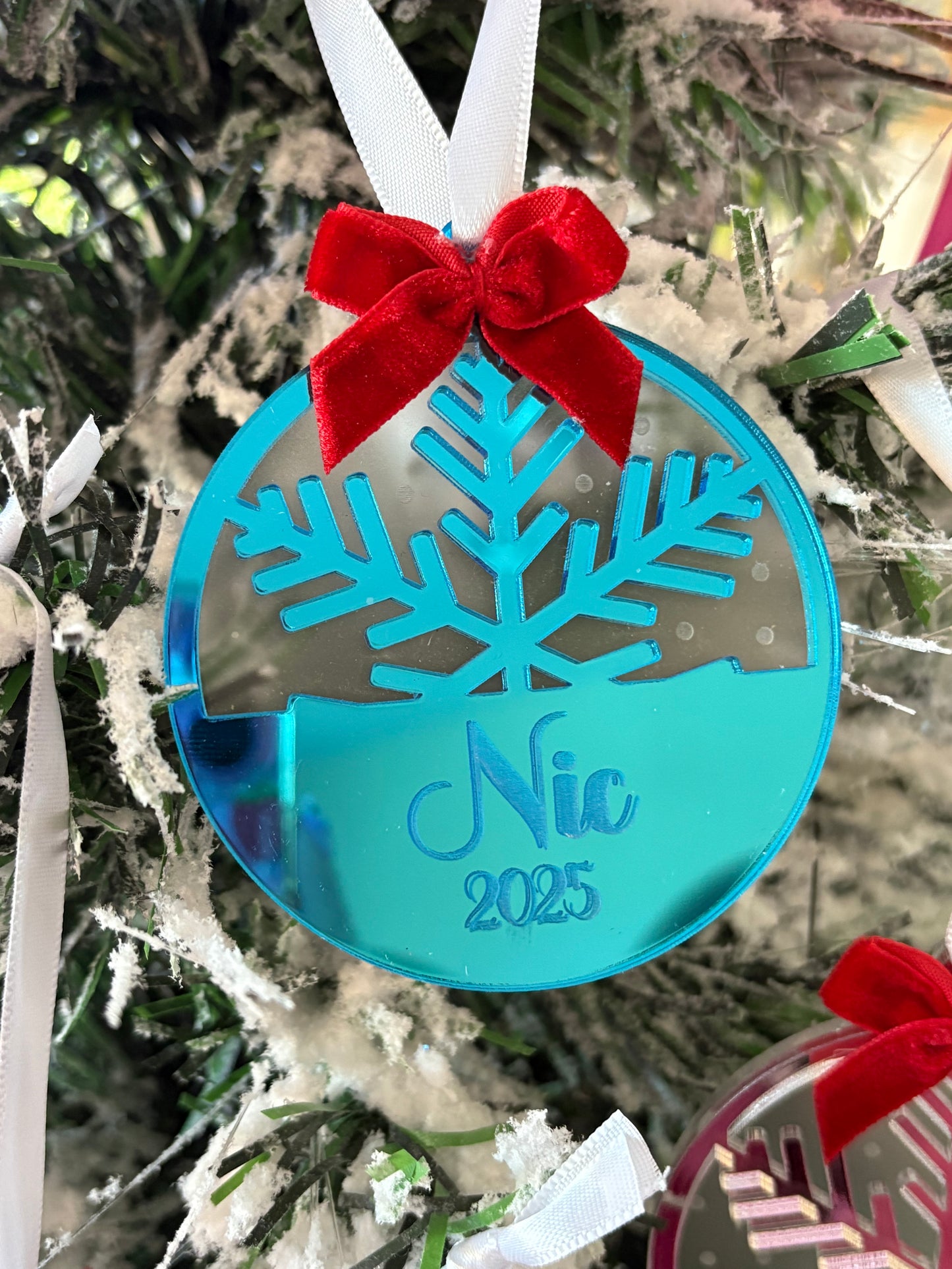 Personalized Mirror Acrylic Snowflake Ornament with Name - Custom Holiday Keepsake with Red Bow & Gift Box