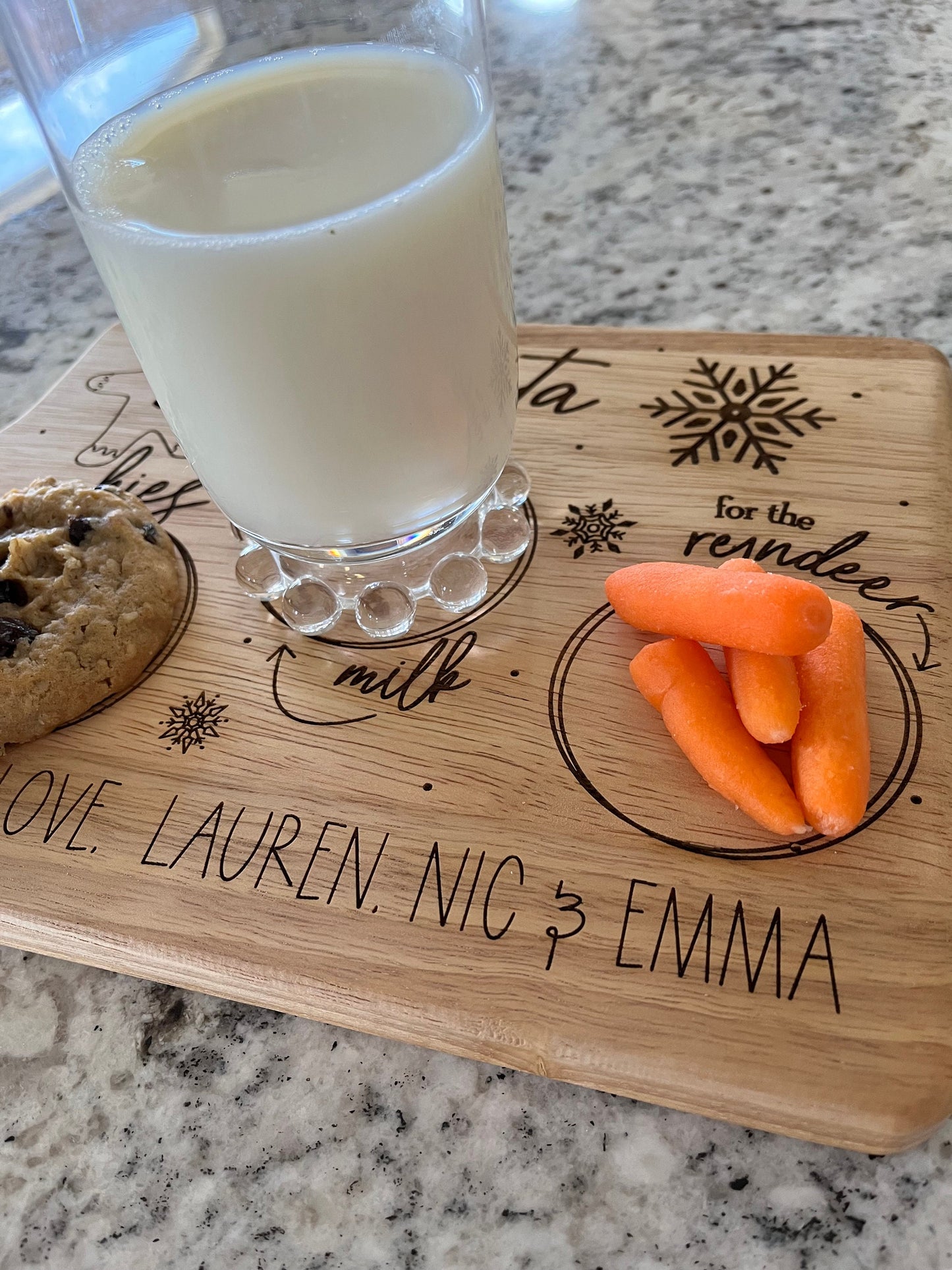 Custom Santa Tray – Personalized Cookies for Santa Plate with Engraved Gingerbread & Snowflakes