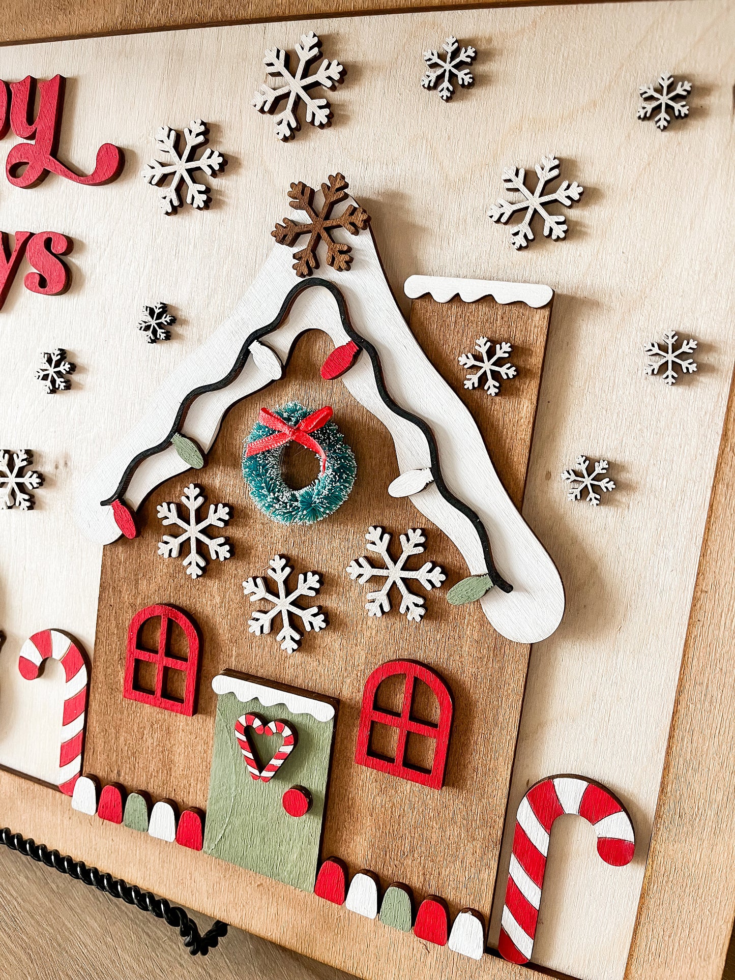 Paint Your Own Framed Gingerbread House Kit – DIY Christmas Craft
