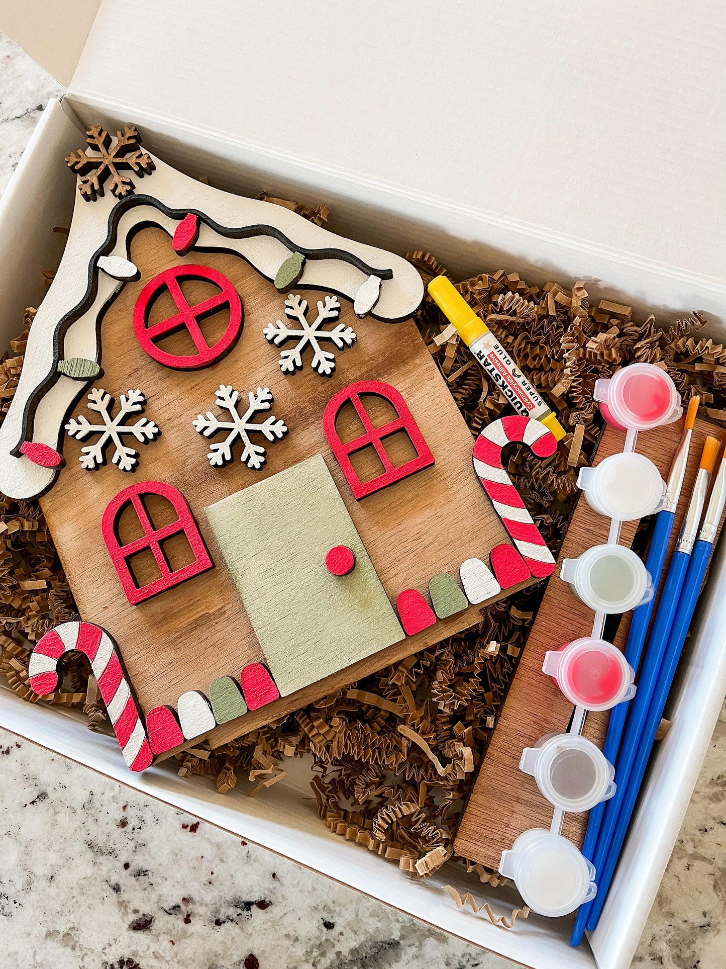 ❄️ Christmas DIY Gingerbread House Kit - Snowflakes – Paint & Build Holiday Craft Set for Kids & Adults