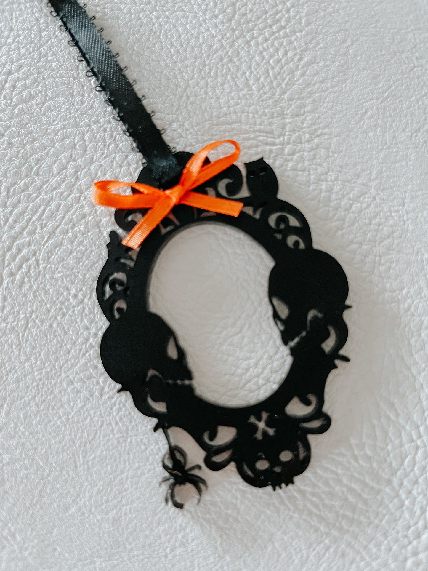 Halloween Ornaments for Tree – Vintage Style Halloween Ornament Set, Spooky Acrylic Halloween Décor