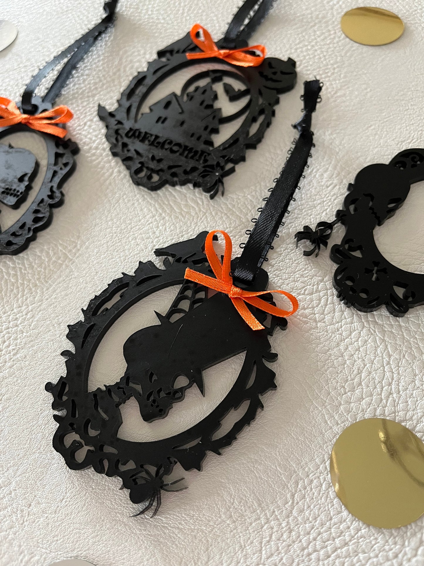 Halloween Ornaments for Tree – Vintage Style Halloween Ornament Set, Spooky Acrylic Halloween Décor