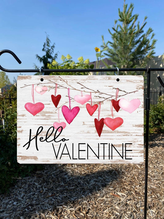 Outdoor Valentine’s Day Sign – Watercolor Heart Hanging Porch & Yard Décor