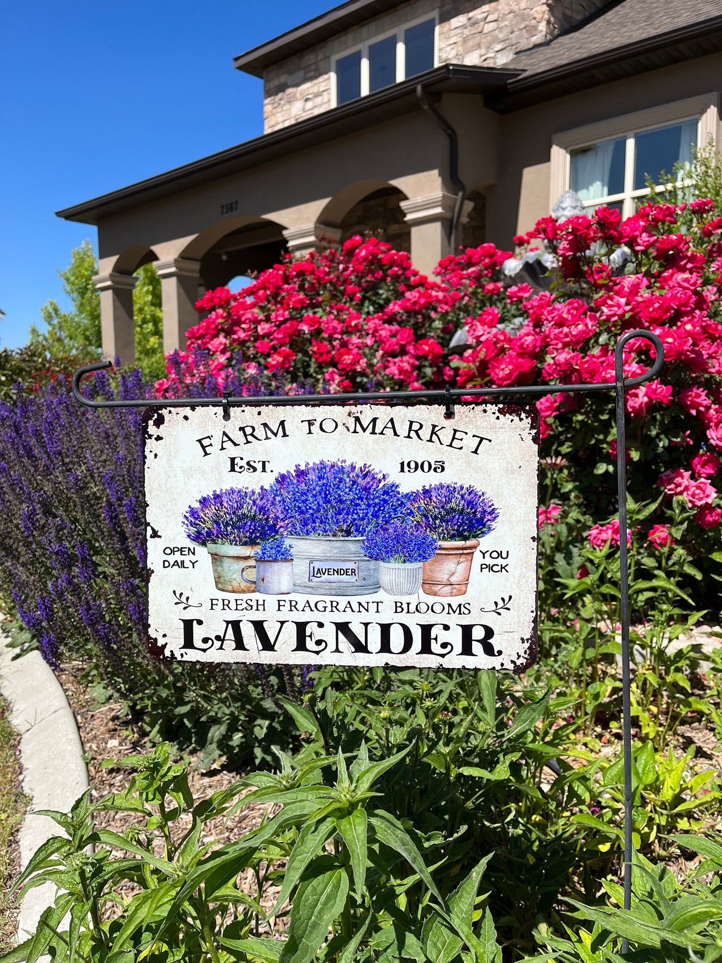 Hanging Garden Sign – Metal Flower Garden Décor, Outdoor Garden Sign, Hanging Lavender Yard Decoration